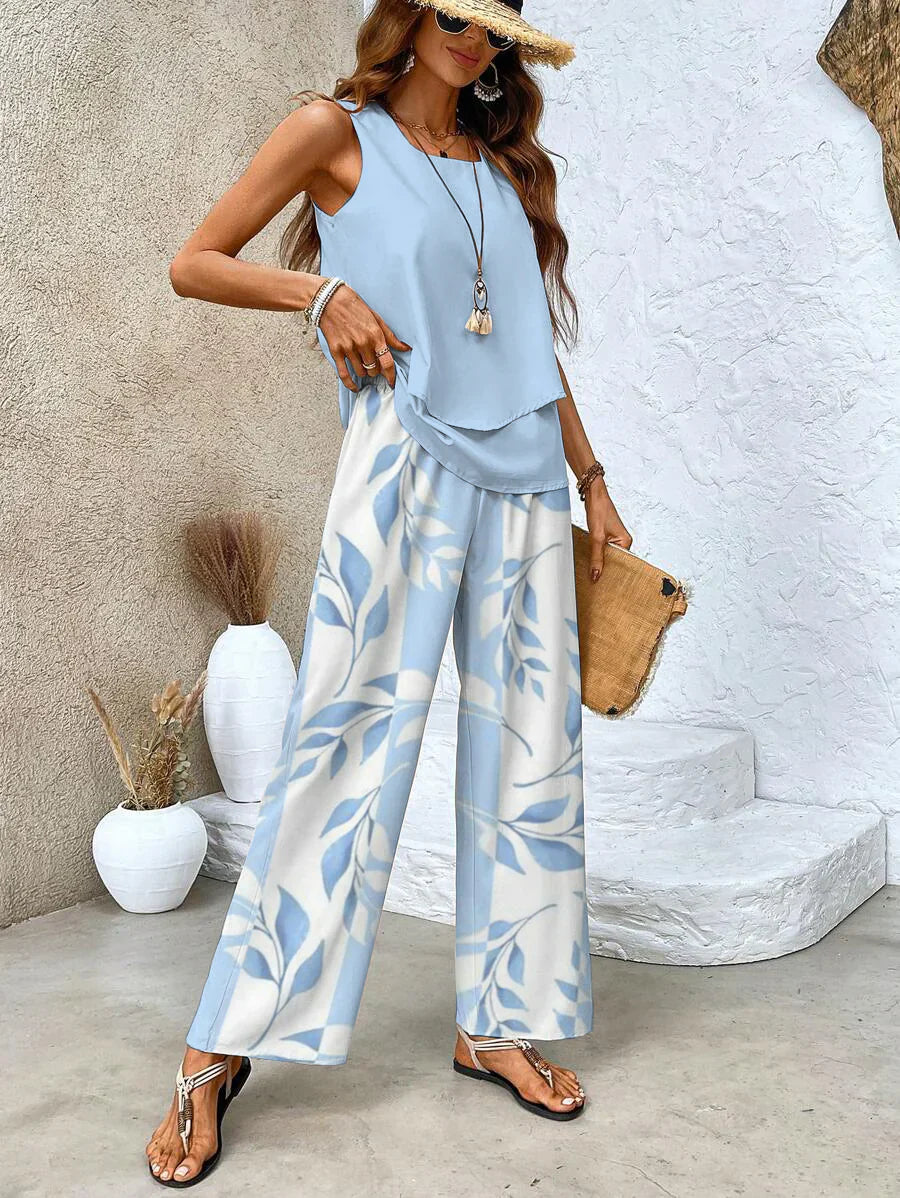 BEVERLY | BLUE TWO-PIECE SET WITH FLORAL PRINT