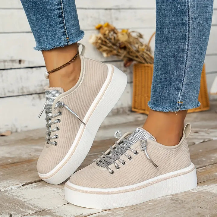 JUDIE |  COMFORTABLE SNEAKERS