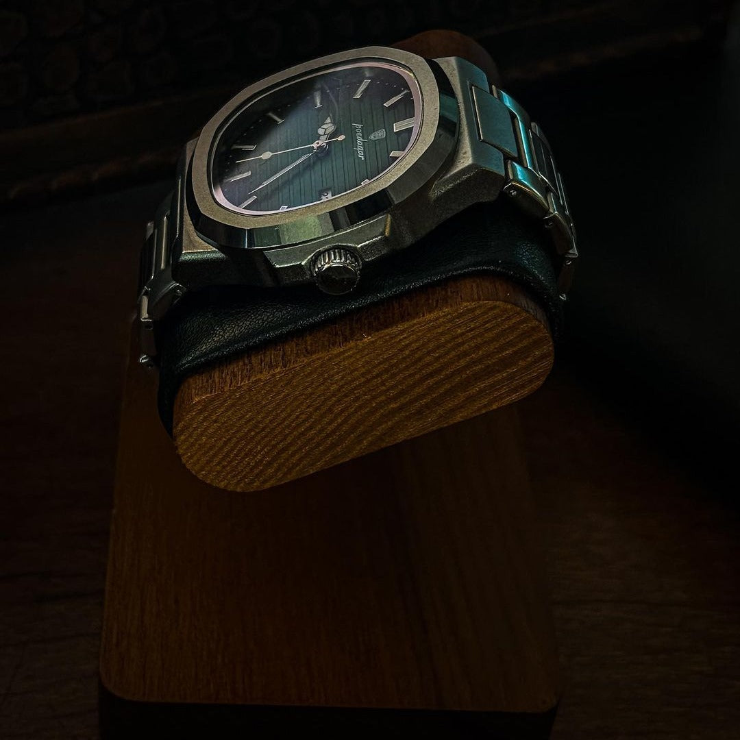 REGAL TIMEPIECE® CASPIAN
